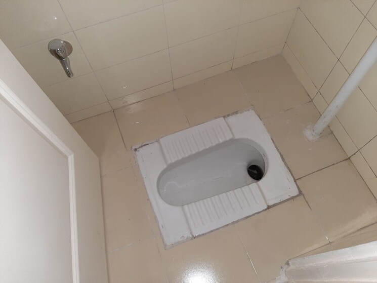 Bathroom, nanded-janaranjani-at-nanded-city 1 Bedroom 473 Sq.Ft. Apartment In Nanded Pune 9124756