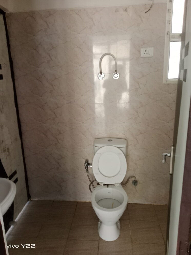 Bathroom, uninav-heights-phase-i 3 Bedroom 1250 Sq.Ft. Apartment In Raj Nagar Extension Ghaziabad 9124796