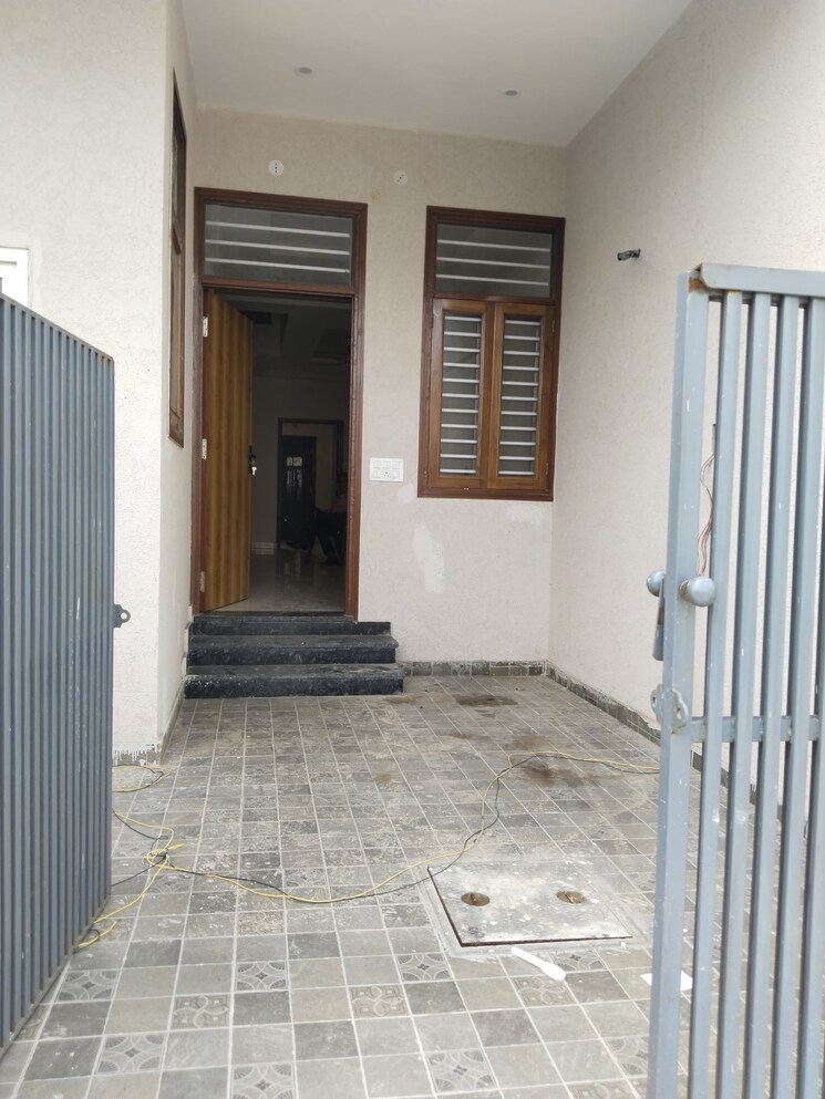  Parking, jagatpura 3 Bedroom 100 Sq.Yd. Villa In Jagatpura Jaipur 9124811