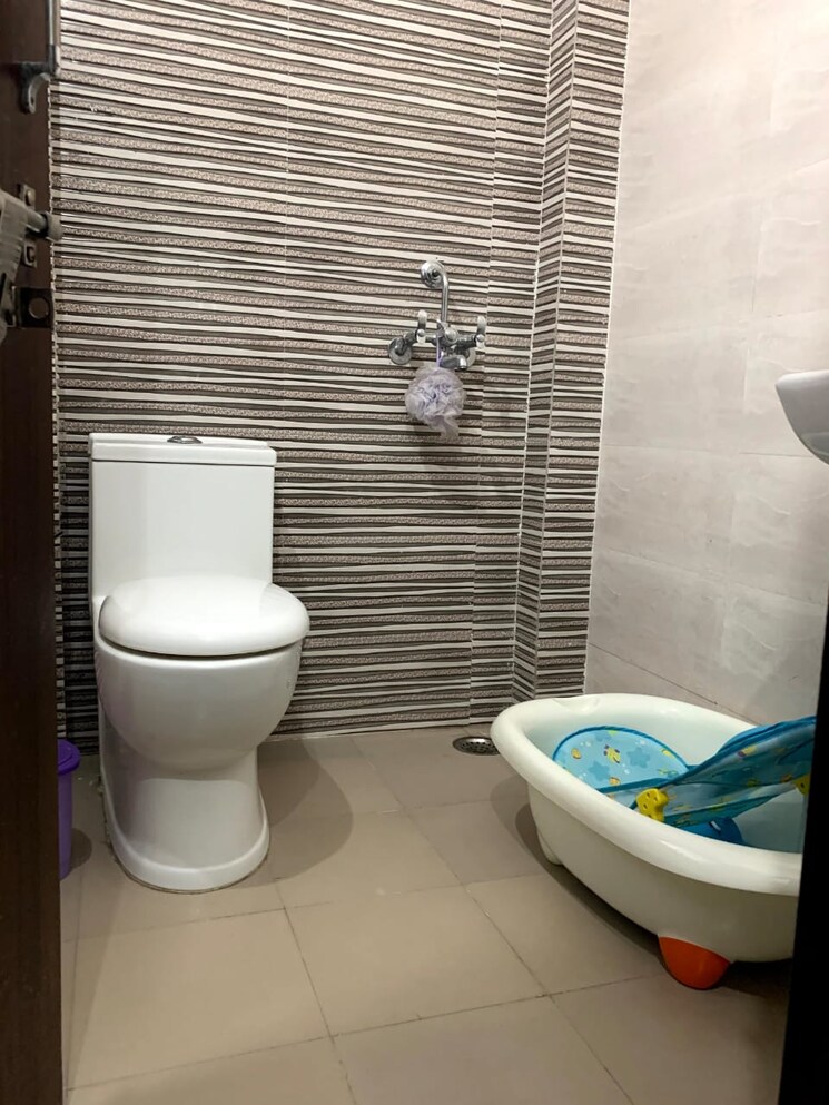Bathroom, sector 52 2 Bedroom 1250 Sq.Ft. Builder Floor In Sector 52 Gurgaon 9124826