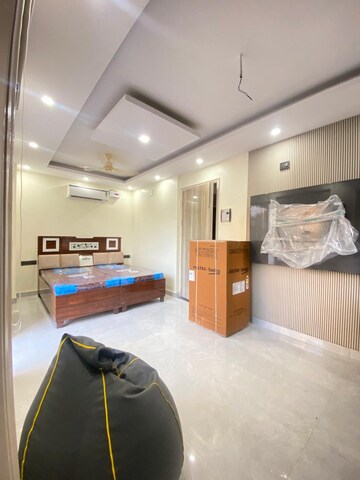 Living Room in Studio Builder Floor at Sector 47 – for Rent