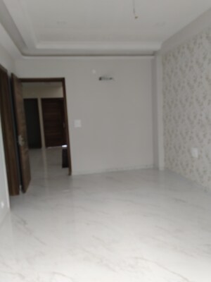 Room in 3 BHK Villa at Malviya Nagar – for Sale