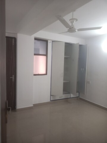 Room in 2 BHK Builder Floor at Vasant Kunj Enclave – for Rent