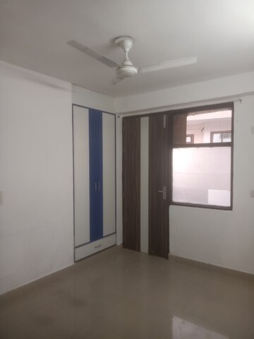 Room in 2 BHK Builder Floor at Vasant Kunj Enclave – for Rent