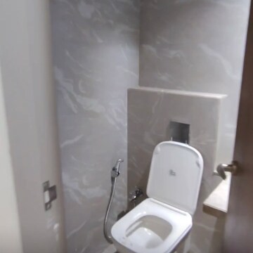 Bathroom in 1 BHK Apartment at Ghatkopar East – for Rent