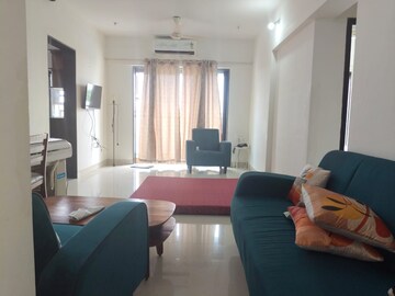 Living Room in 1.5 BHK Apartment at Hubtown Hill Crest, Andheri East – for Rent