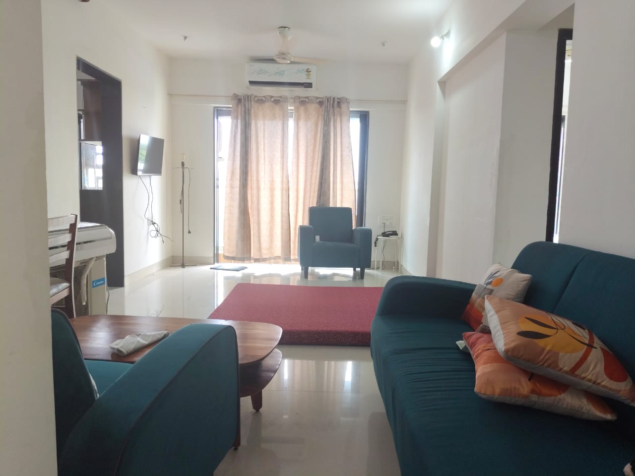 1.5 BHK Apartment For Rent in Hubtown Hill Crest