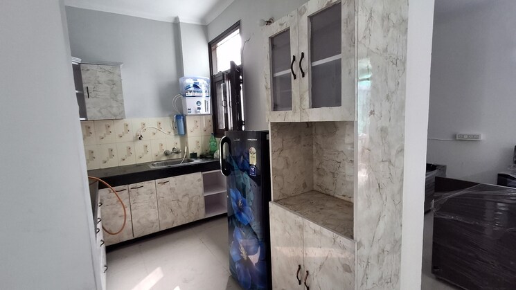 Kitchen, penta-homes 2 Bedroom 1300 Sq.Ft. Apartment In Vip Road Zirakpur 9124874