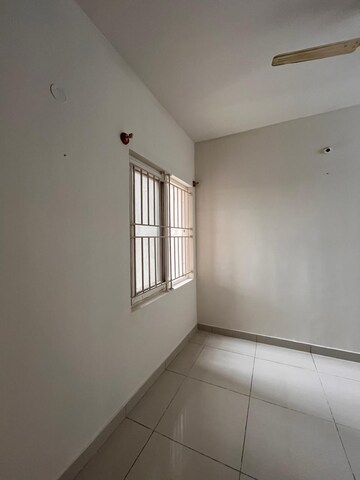 Room in 2 BHK Apartment at Sai Kalyan Ultima, Thanisandra – for Rent