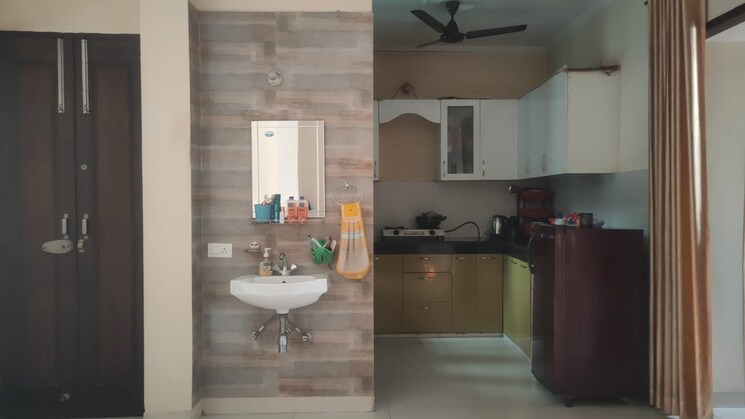 Kitchen, ansal-plaza-sector-23 3 Bedroom 1200 Sq.Ft. Builder Floor In Sector 23 Gurgaon 9124884