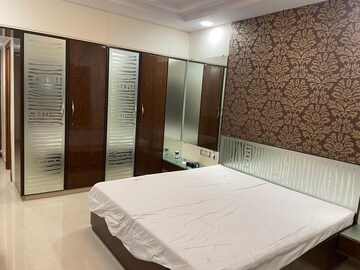 Bedroom in 4 BHK Apartment at PR Platina, Santacruz West – for Sale