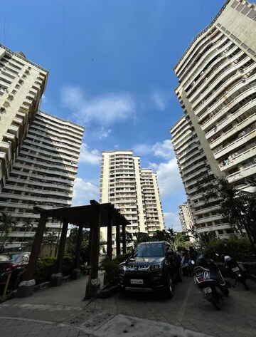 2 BHK Apartment – Exterior View View at Sheth Fiona, Pokhran Road No Two - for Rent