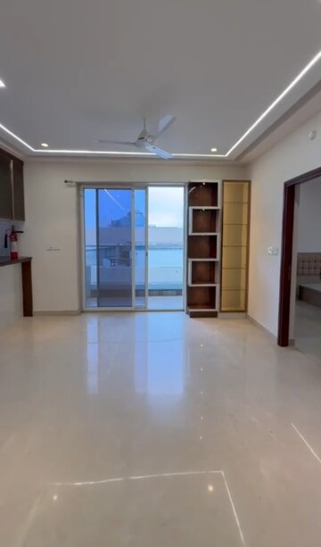 Room in 3 BHK Apartment at Aurobindo Kohinoor, Serilingampally – for Rent