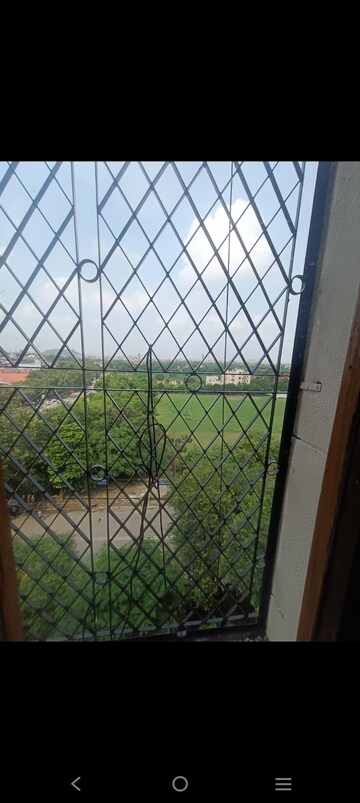 Balcony in 4 BHK Apartment at Adlakha Hindon Apartments, Vasundhara Enclave – for Rent