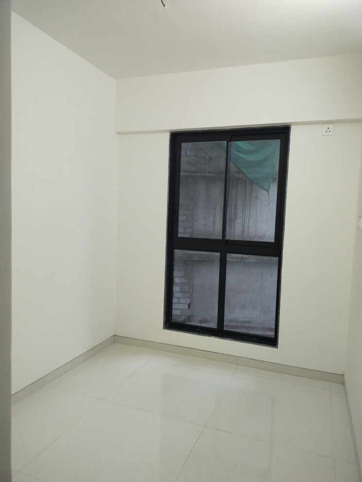 Room, kurla east 1.5 Bedroom 513 Sq.Ft. Apartment In Kurla East Mumbai 9124970