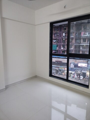 1.5 BHK Apartment For Rent in Kurla East