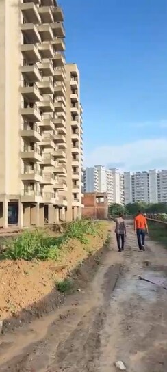 3 BHK + Pooja Room,Servant Room Apartment For Sale in Parkwood Westend