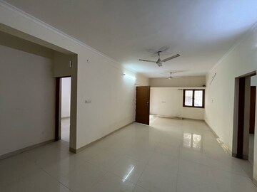 Room in 3 BHK Apartment at Vasant Kunj – for Rent