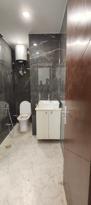 Attached Bathroom in 3 BHK Builder Floor at Chattarpur – for Rent