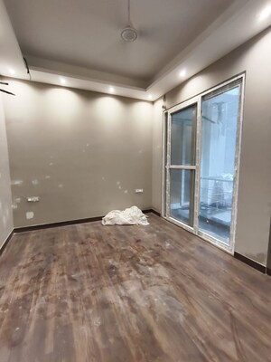 Room in 3 BHK Builder Floor at Greater Kailash I – for Sale