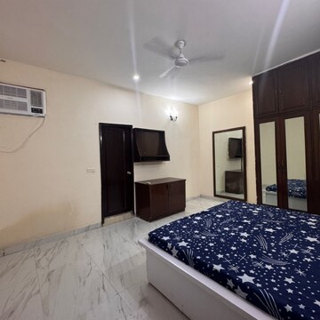 1 BHK Builder Floor For Rent in DLF City Court, Garden Estate