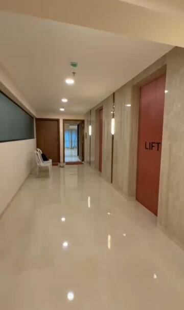 Room in 2 BHK Apartment at Shiv Shakti Tower 28, Malad East – for Sale