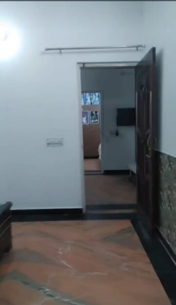 Furnished Amenities in 2 BHK Builder Floor at Sector 46 – for Rent