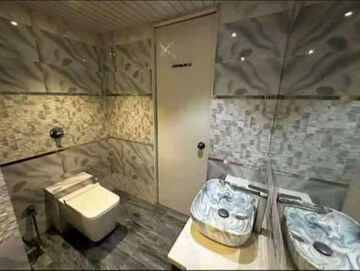 Attached Bathroom in 2 BHK Apartment at Andheri West – for Rent