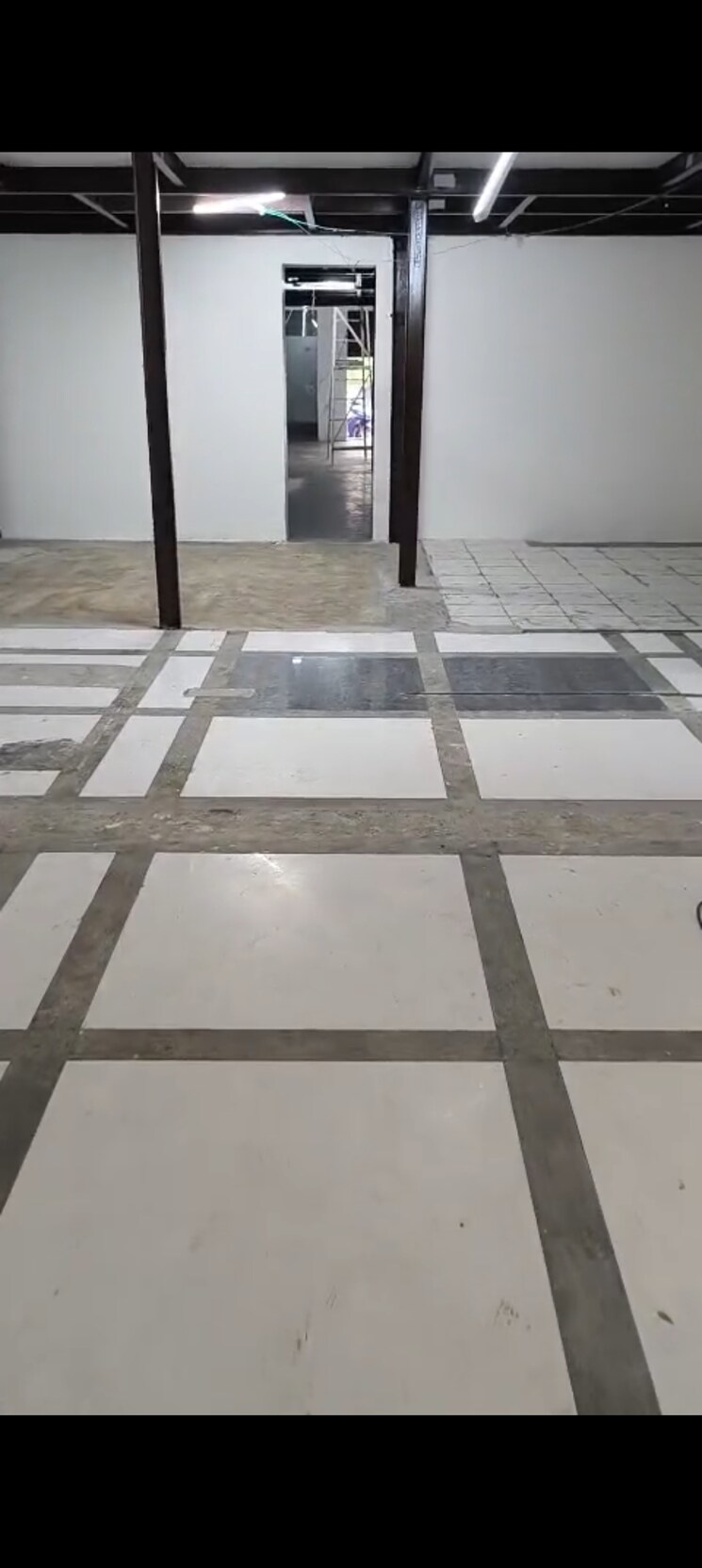 undefined, laxmi-industrial-estate Commercial Shop 2000 Sq.Ft. In Andheri West Mumbai 9125087