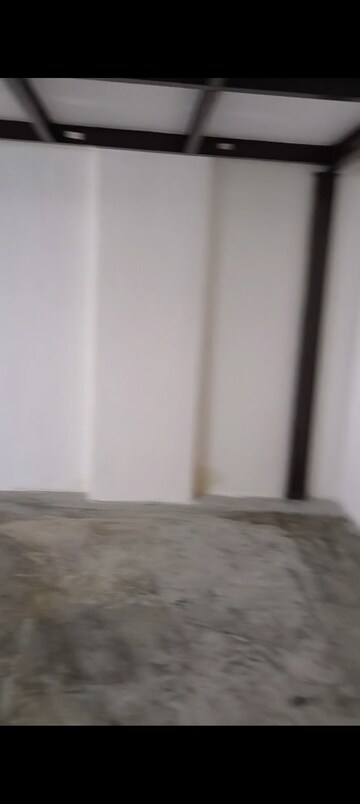 Room in  Shop at Laxmi Industrial Estate, Andheri West – for Rent