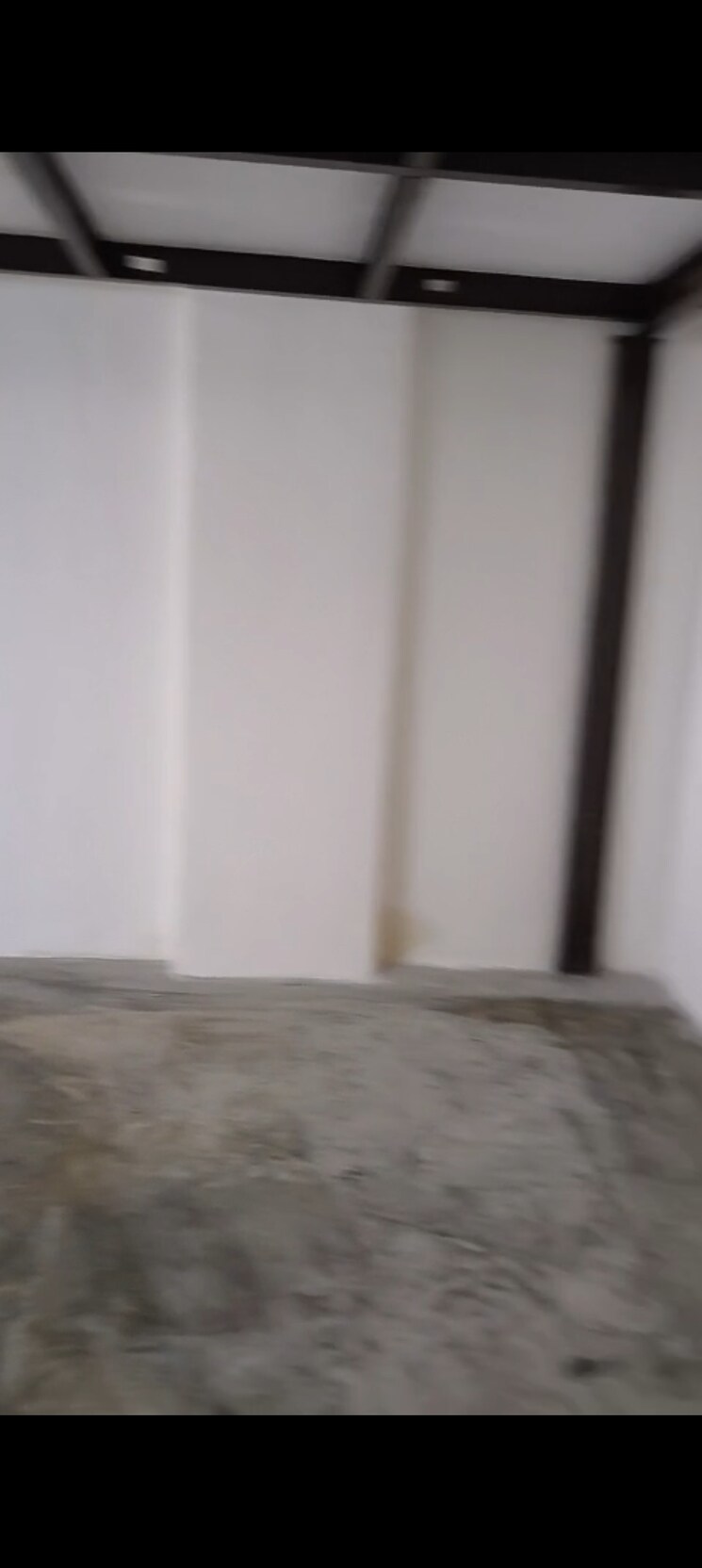 Room, laxmi-industrial-estate Commercial Shop 2000 Sq.Ft. In Andheri West Mumbai 9125087