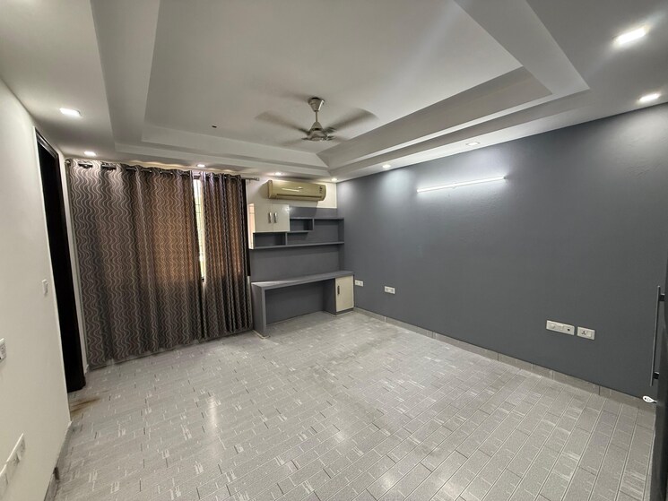 Kitchen, kalkaji 4 Bedroom 3150 Sq.Ft. Builder Floor In Kalkaji Delhi 9125112