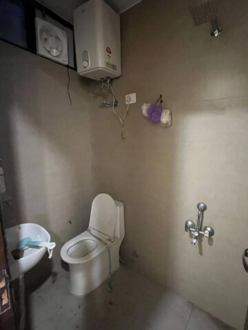 Bathroom in 1 BHK Builder Floor at Saket – for Rent