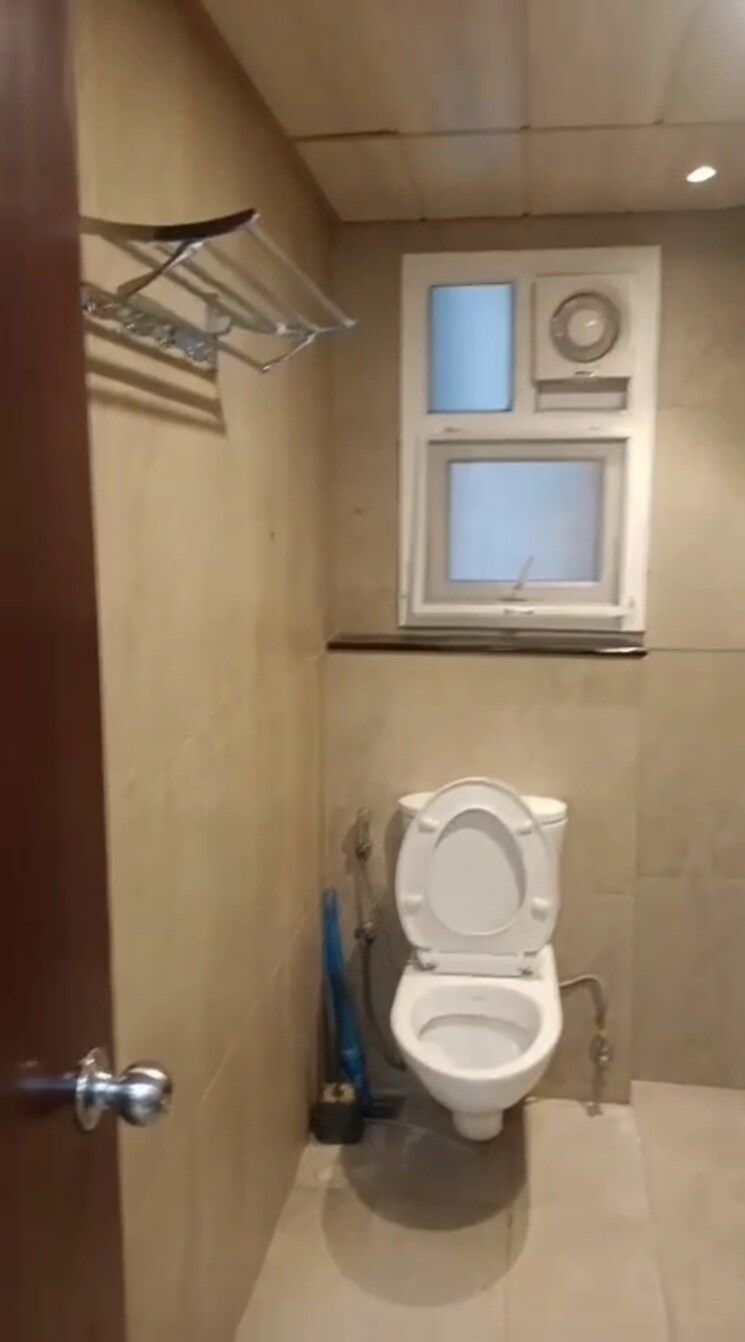 Bathroom, prestige-high-fields 3 Bedroom 1742 Sq.Ft. Apartment In Gachibowli Hyderabad 9125172