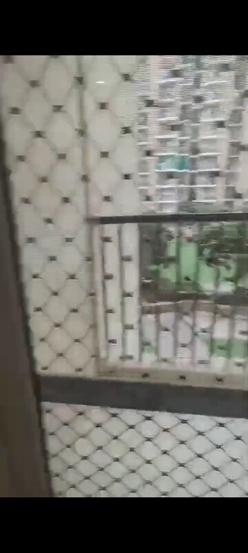 Master Plan in 3.5 BHK Apartment at Gaur City 4th Avenue, Sector 4 Greater Noida – for Rent