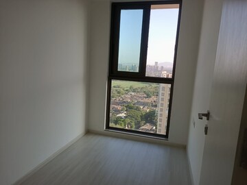Room in 1.5 BHK Apartment at Runwal Bliss, Kanjurmarg East – for Rent