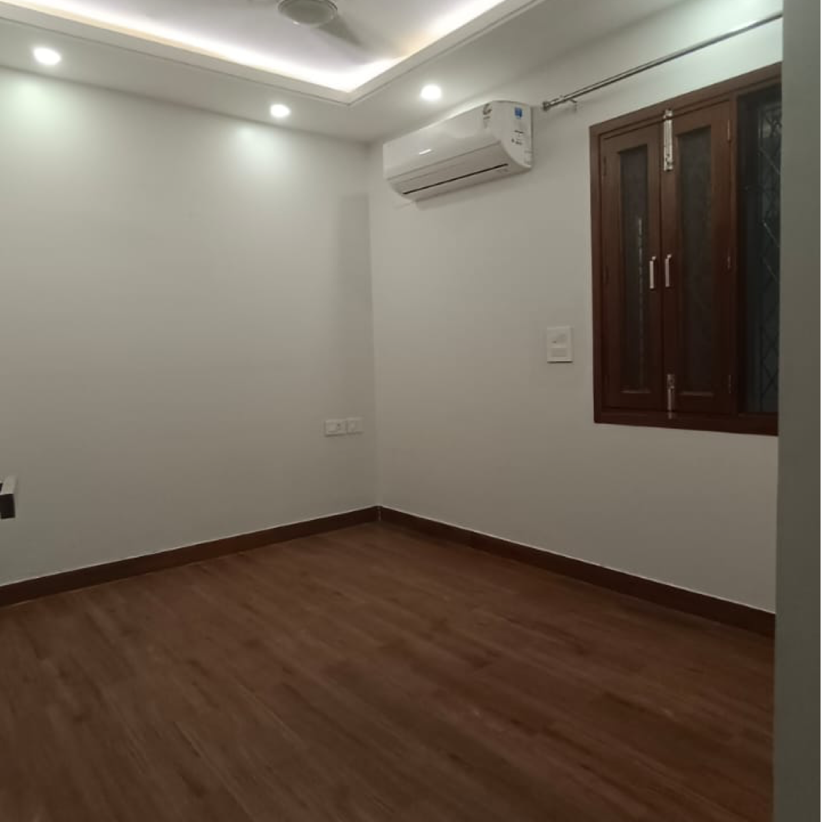 3 BHK Builder Floor For Rent in Chittaranjan Park