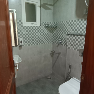 Bathroom in 3 BHK Builder Floor at Chittaranjan Park – for Rent