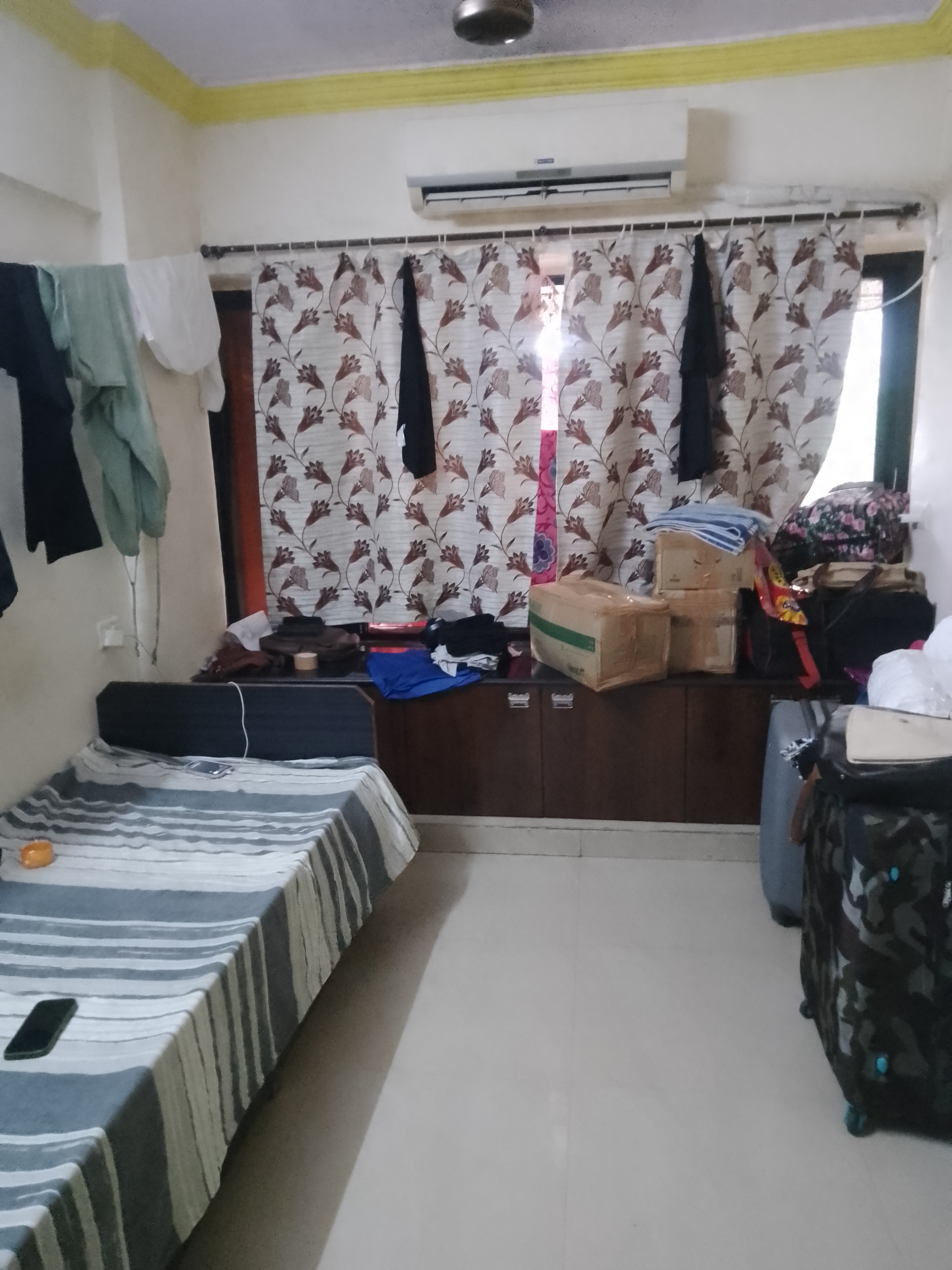 1 RkApartment For Rent in Jal Darshan CHS Borivali