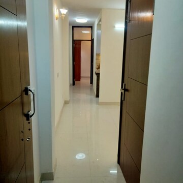 Building Lobby in 1.5 BHK Builder Floor at Malviya Nagar – for Rent