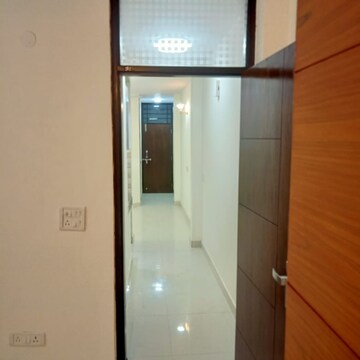 Building Lobby in 1.5 BHK Builder Floor at Malviya Nagar – for Rent