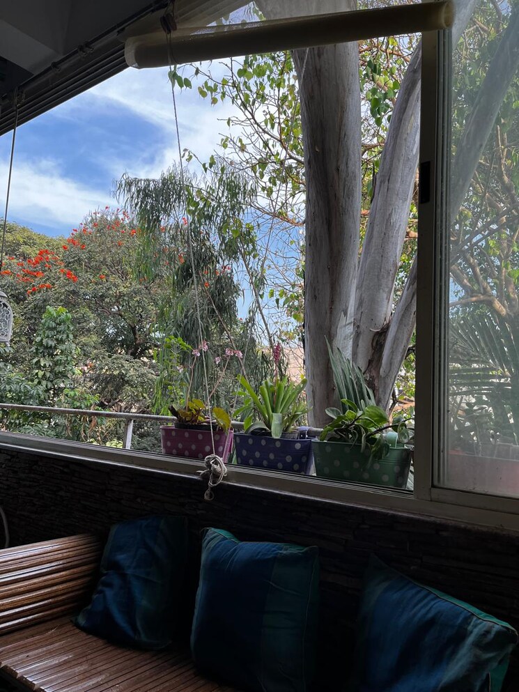 Balcony, rt nagar 3 Bedroom 2200 Sq.Ft. Builder Floor In Rt Nagar Bangalore 9125204