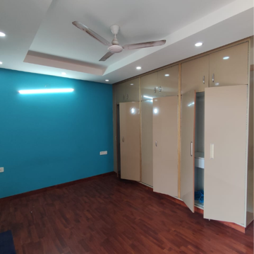 Room in 3 BHK Builder Floor at Malviya Nagar – for Rent