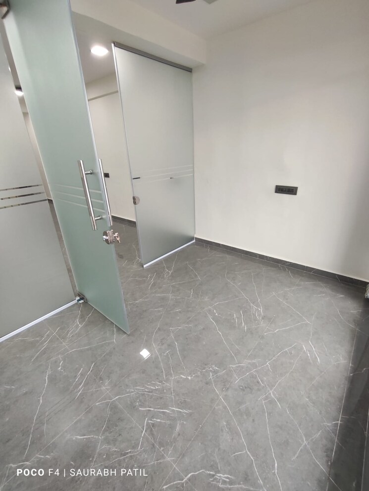 Bathroom, lodha-signet-palava Commercial Office Space 350 Sq.Ft. In Dombivli East Thane 9125224