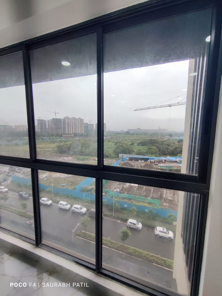 Room, lodha-signet-palava Commercial Office Space 300 Sq.Ft. In Dombivli East Thane 9125227