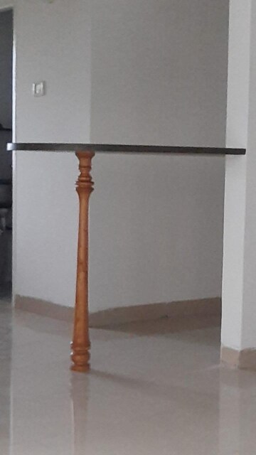 Room in 3 BHK Apartment at Hill Ridge Springs, Gachibowli – for Rent