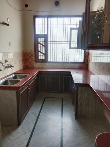 Kitchen in 2.5 BHK Builder Floor at Sector 18 – for Rent