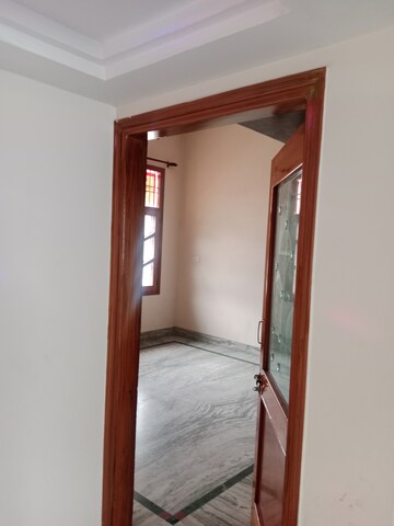 Building Lobby in 2.5 BHK Builder Floor at Sector 18 – for Rent