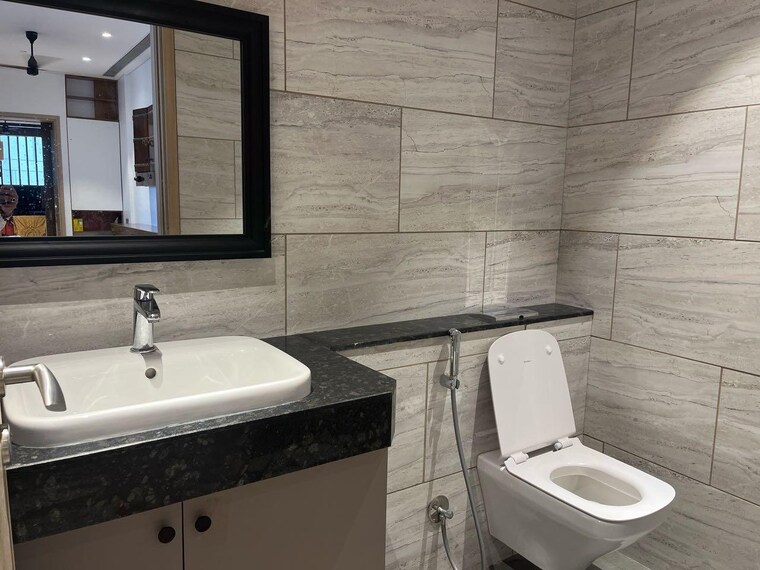 Attached Bathroom, rustomjee-crown 4 Bedroom 2190 Sq.Ft. Apartment In Prabhadevi Mumbai 9125244