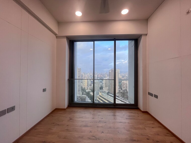 Room, rustomjee-crown 4 Bedroom 2100 Sq.Ft. Apartment In Prabhadevi Mumbai 9125247